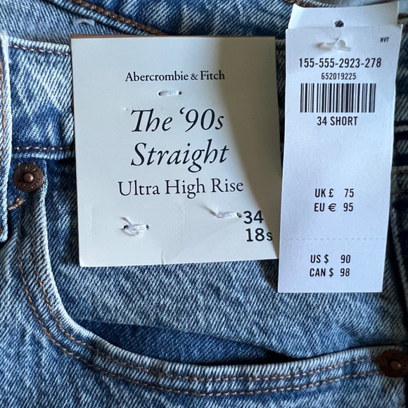 NWT Abercrombie & Fitch Ultra High Rise 90s Straight Jeans size 34 / 18 Short - Picture 10 of 10